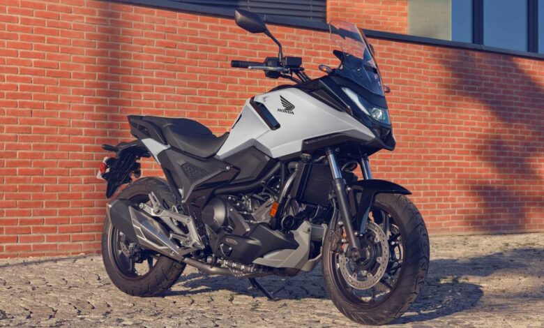The Perfect Parallel-Twin Motorcycle For Everyday Riding IS The Honda NC750X The Perfect Parallel-Twin Motorcycle For Everyday Riding IS The Honda NC750X