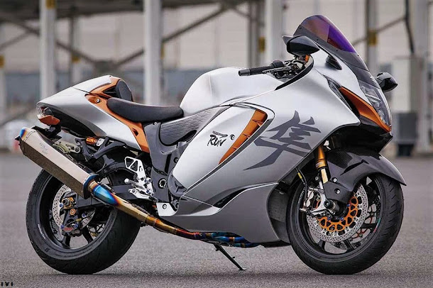 Suzuki Hayabusa – Hayabusa the Beast on the Road Suzuki Hayabusa – Hayabusa the Beast on the Road
