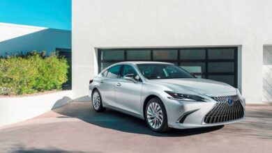 Here’s How Much The Lexus ES Hybrid Depreciates After 3 Years