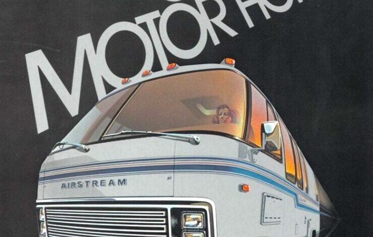 An Ex-Doobie Brothers Airstream 350LE “Motorhome Mansion” An Ex-Doobie Brothers Airstream 350LE “Motorhome Mansion”