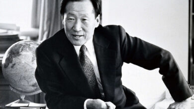Hyundai Motor Group Euisun Chung and Chung Family Honored with Automotive News Centennial Award