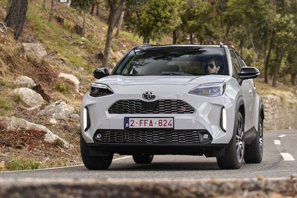 Top 16 100% SUV, Toyota Yaris Cross up to #3 – Best Selling Cars Blog